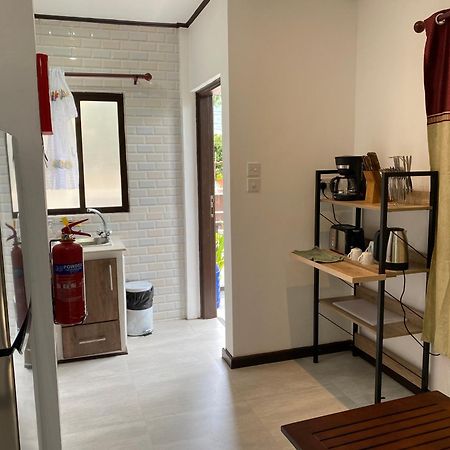 Mer Riviere Self Catering Apartment Beau Vallon  Exterior photo