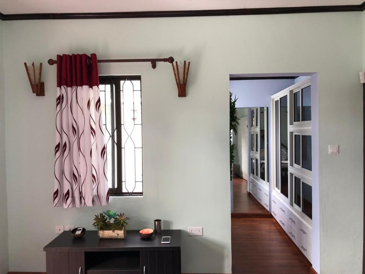 Mer Riviere Self Catering Apartment Beau Vallon  Exterior photo