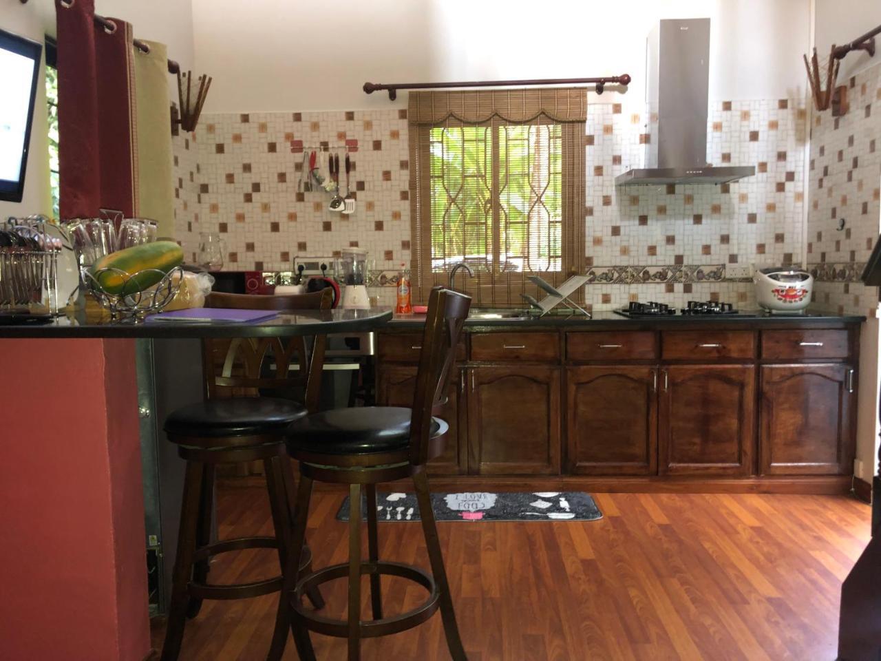 Mer Riviere Self Catering Apartment Beau Vallon  Exterior photo